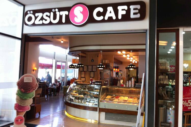 Ozsut Esenkent Istanbul